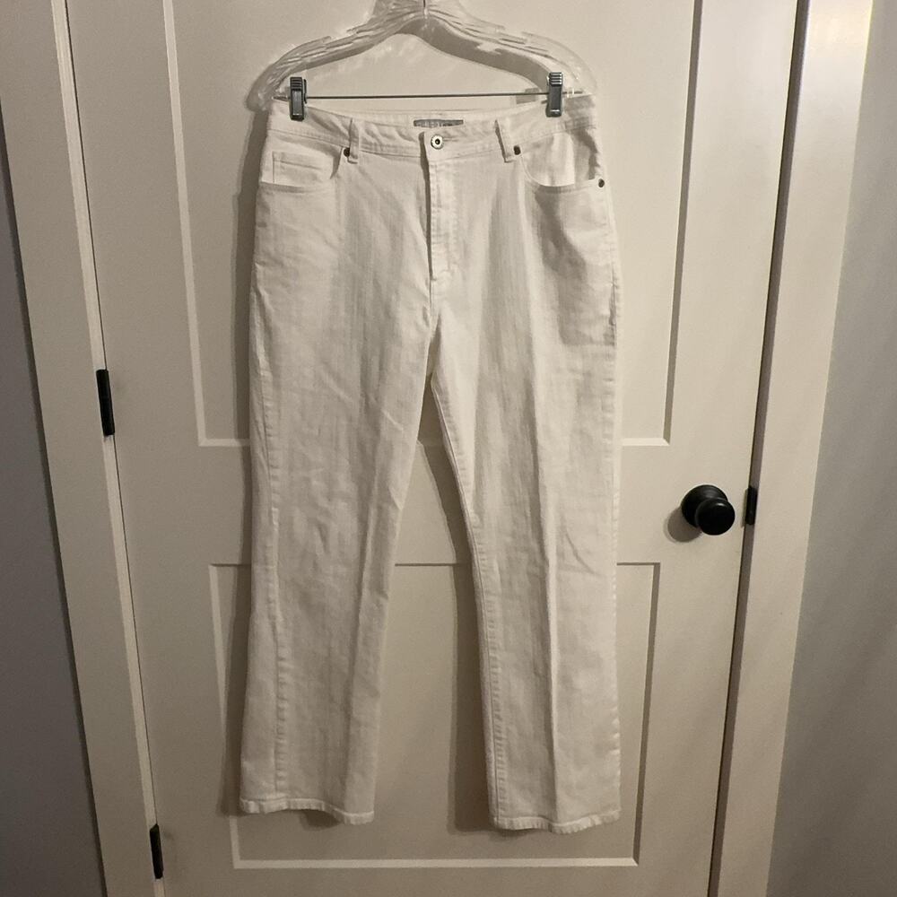 Chico's Platinum Jeans Sz 2 White Straight Rhinestone Pocket Stretch Denim